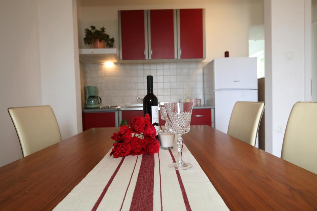 Apartments Noemi มาลินสกา ภายนอก รูปภาพ