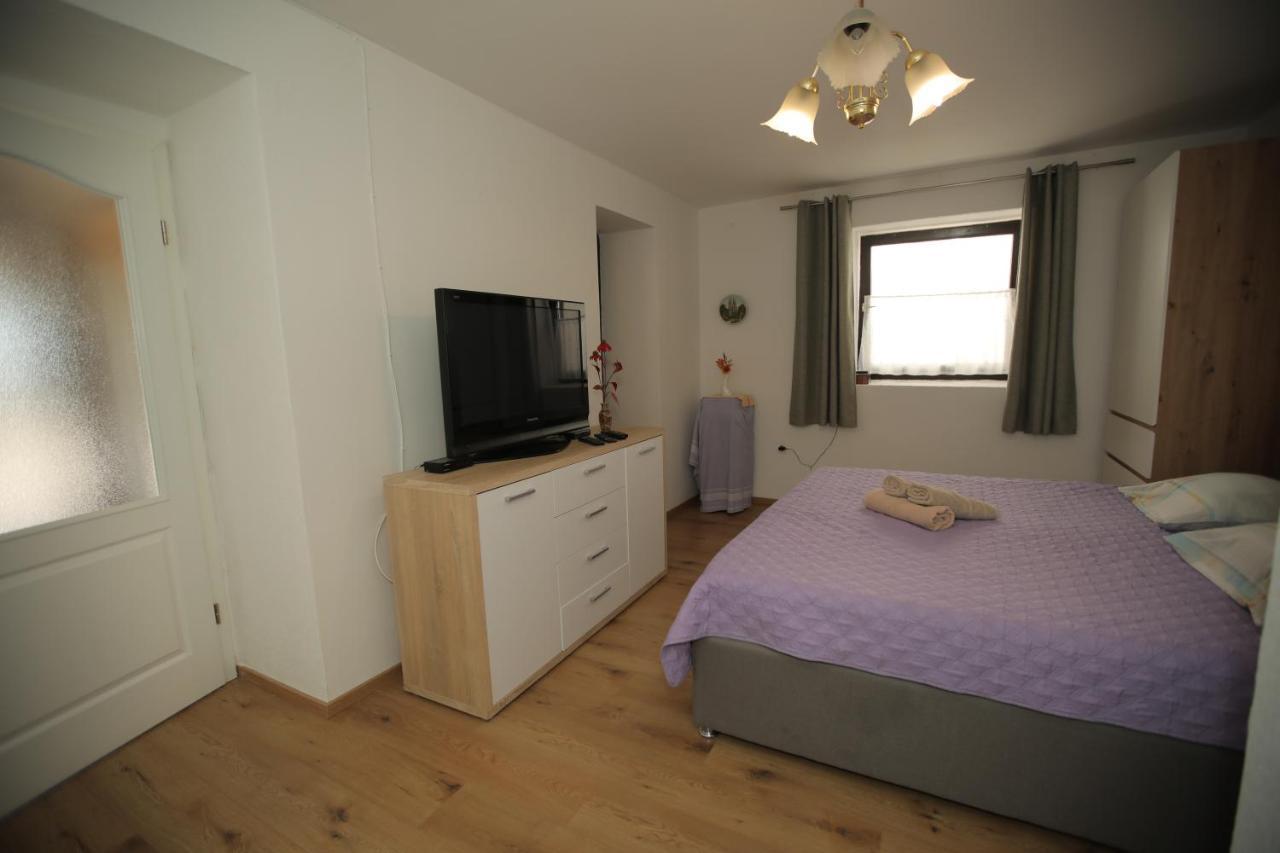 Apartments Noemi มาลินสกา ภายนอก รูปภาพ
