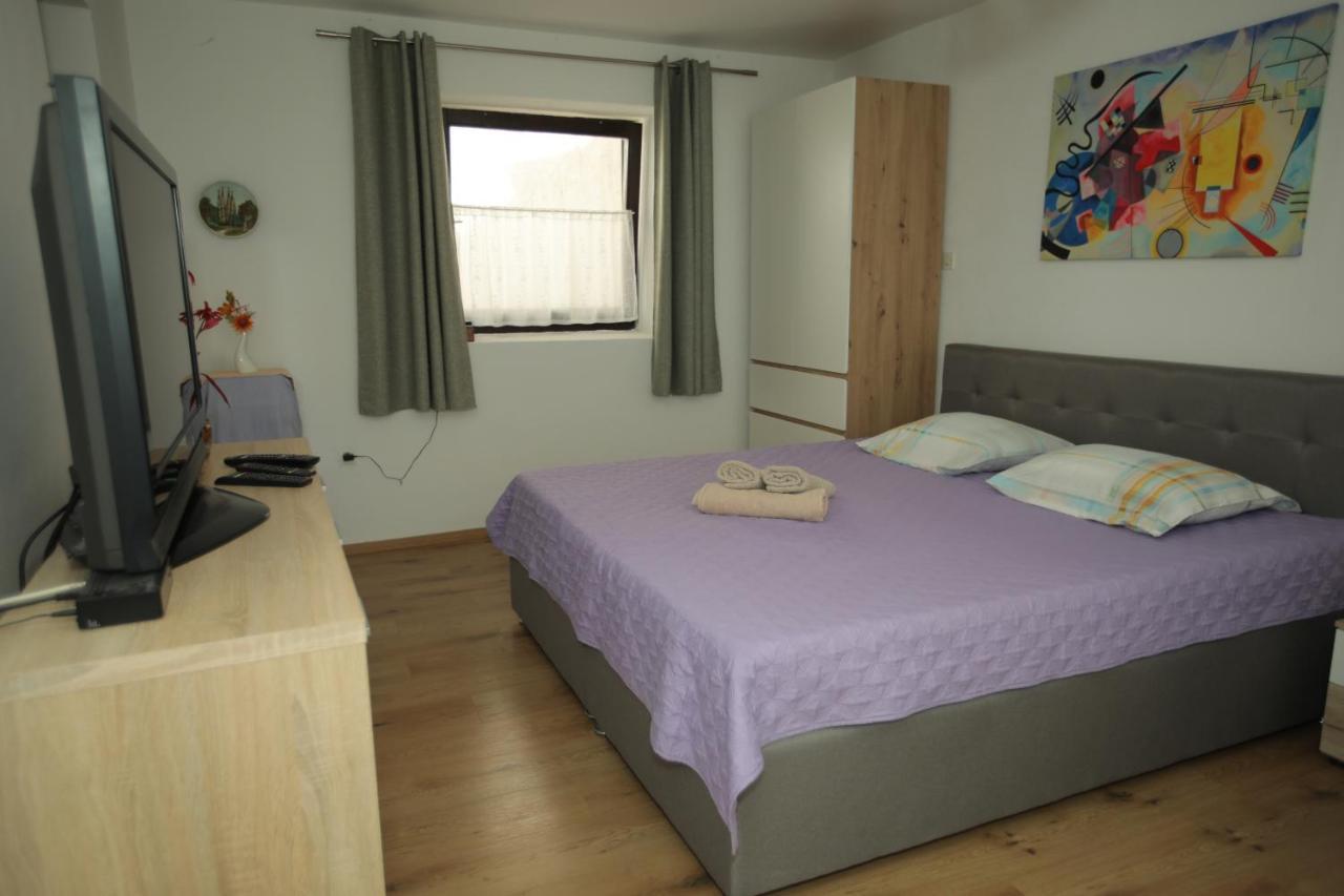 Apartments Noemi มาลินสกา ภายนอก รูปภาพ