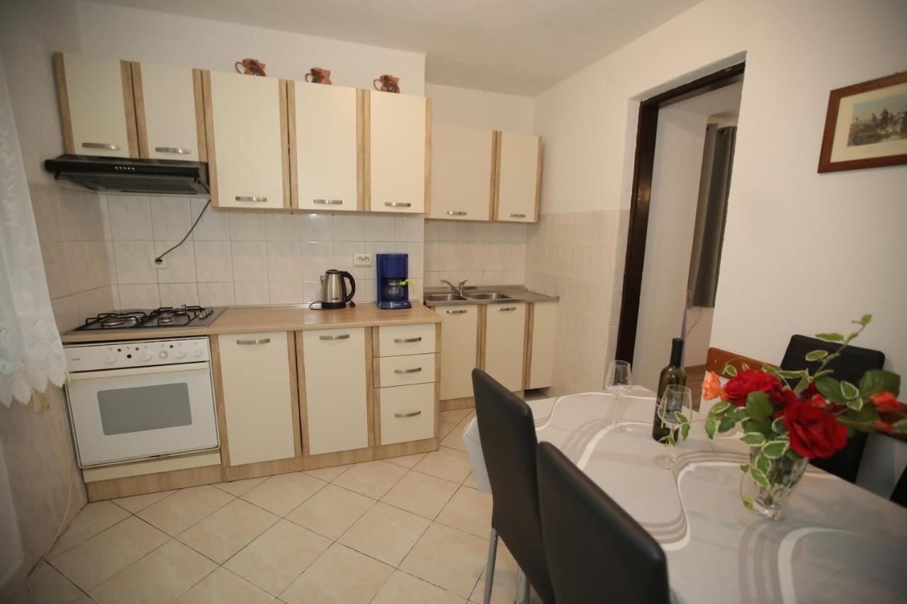 Apartments Noemi มาลินสกา ภายนอก รูปภาพ